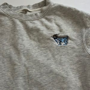 GOAT USA LACROSSE men’s gray crewneck